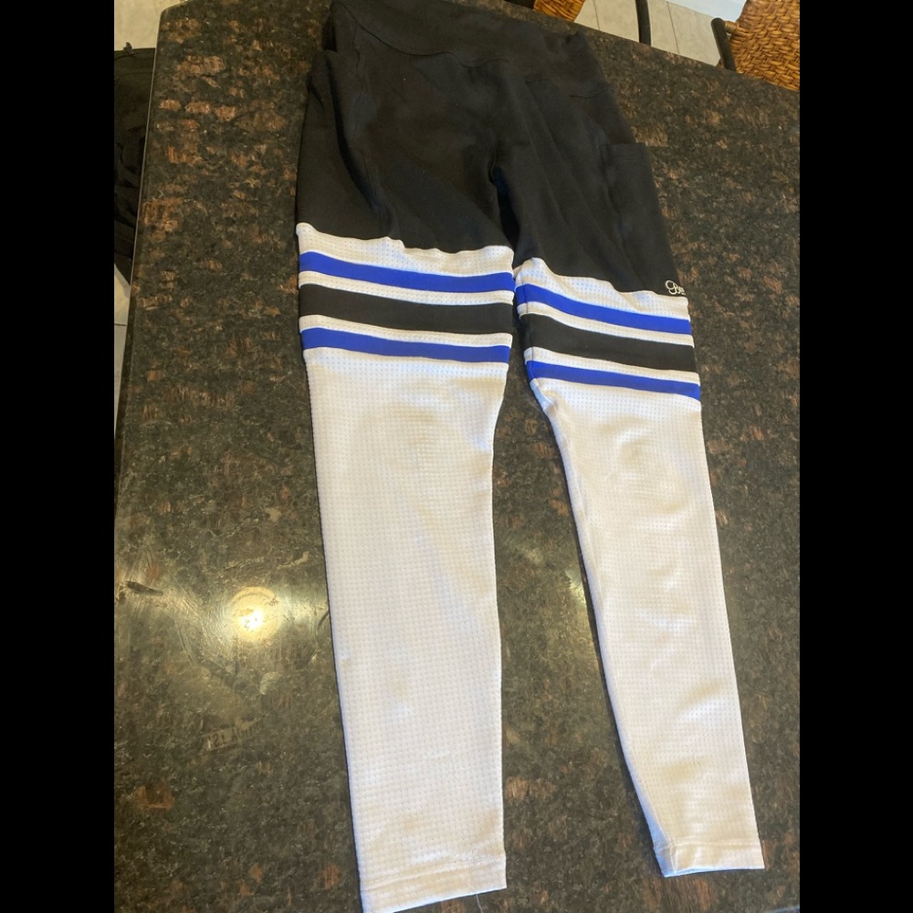 Bombshell Sportswear Pocket Thigh Blue Leggings
